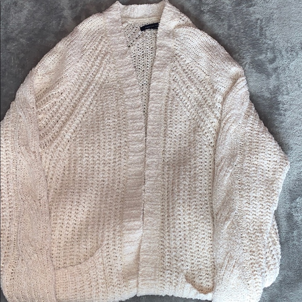 Cream colored cardigan with pockets from AE